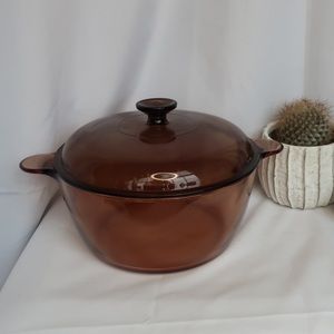 Vintage CorningWare Amber 4.5 liter Dutch Oven Glass